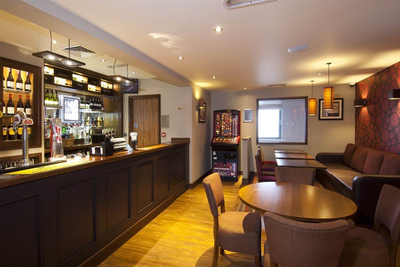 Premier Inn Solihull Exterior photo